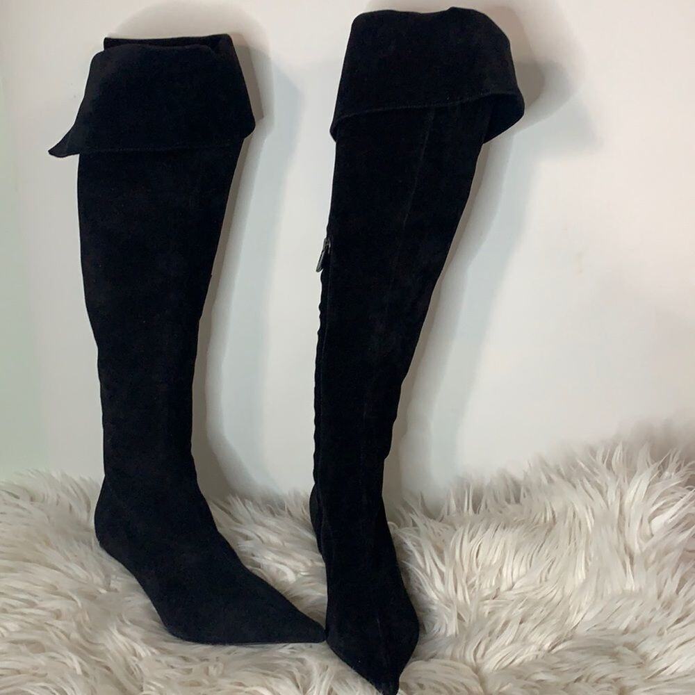 FENDI KNEE HIGH POINTIE TOE BLACK SUEDE BOOTS SIZE 38 US8